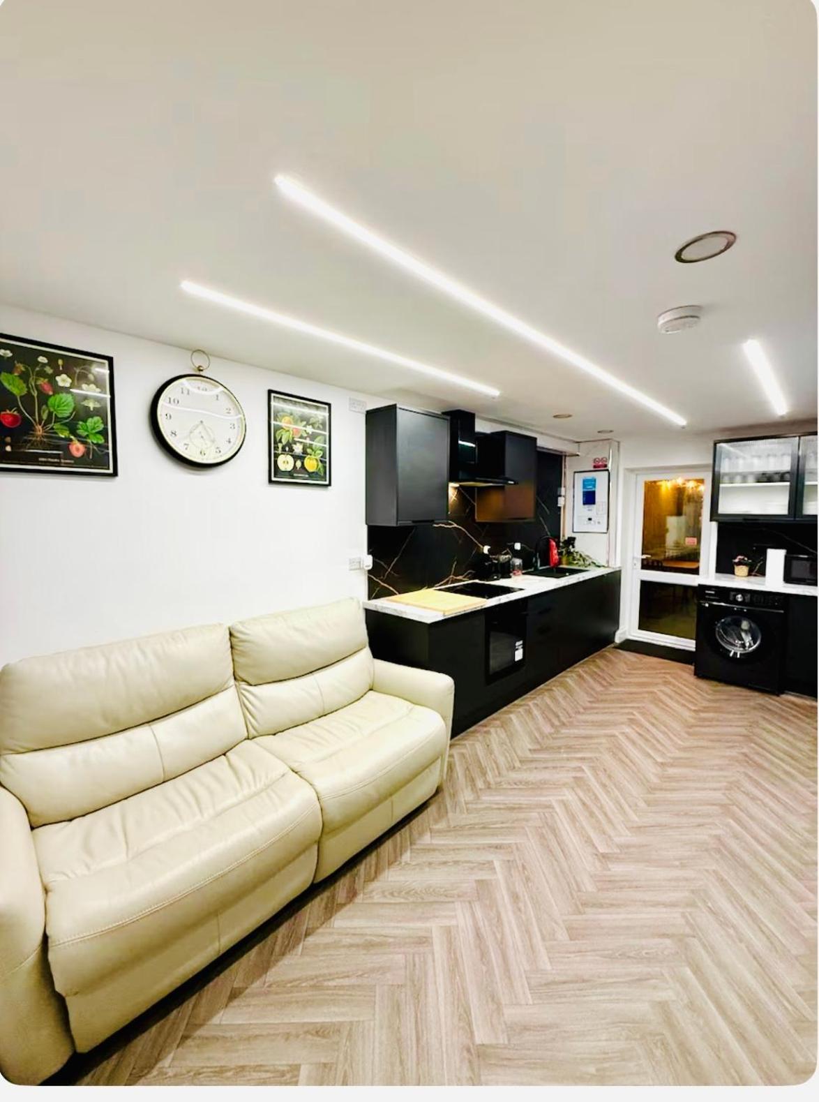 Birmingham City Centre- 9 Bed House With Free Parking Esterno foto